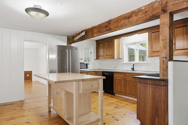 8 Baptist Hill Road, Canterbury, NH 03301