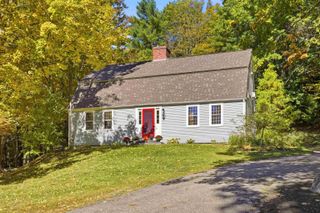 8 Baptist Hill Road, Canterbury, NH 03301