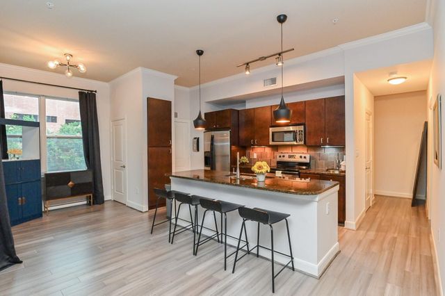 300 St Joseph Parkway 123, Houston, TX 77002