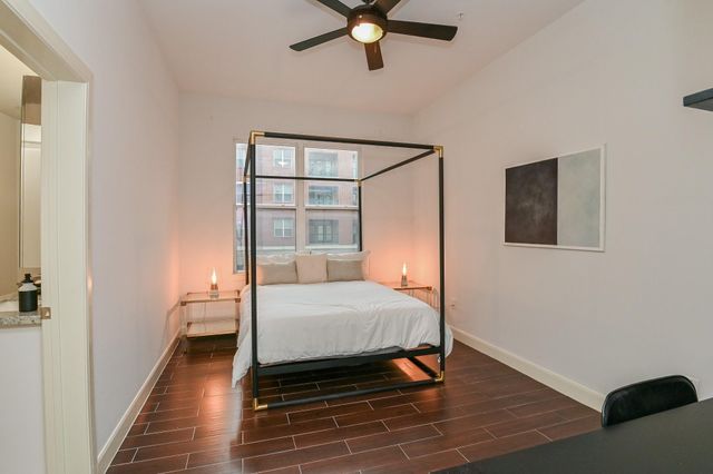 300 St Joseph Parkway 123, Houston, TX 77002