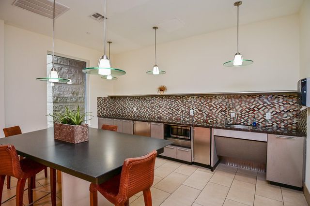 300 St Joseph Parkway 123, Houston, TX 77002