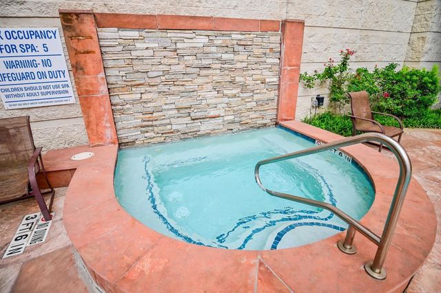 300 St Joseph Parkway 123, Houston, TX 77002