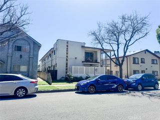 272 W Tujunga Avenue, Burbank, CA 91502