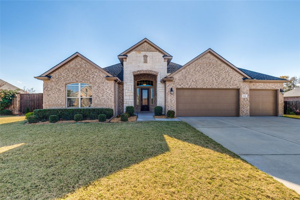 510 Winnetka Drive, Oak Point, TX 75068
