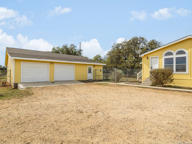 1547 Lost Trail, New Braunfels, TX 78132