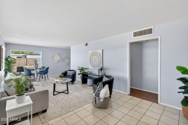 6635 E PRINCESS Drive, Mesa, AZ 85205