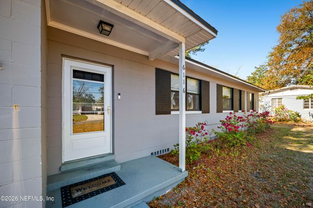 6116 SUDBURY Avenue S, Jacksonville, FL 32210