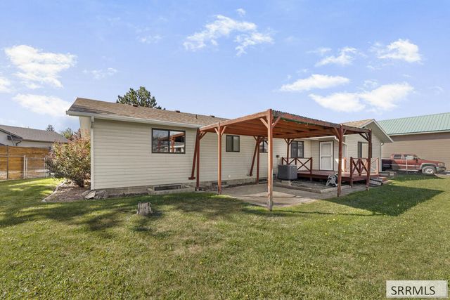 1971 E Alturas Circle, Idaho Falls, ID 83401