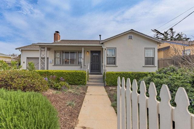 1986 Luxton Street, Seaside, CA 93955