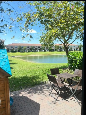 10103 Akenside Dr, Boca Raton, FL 33428