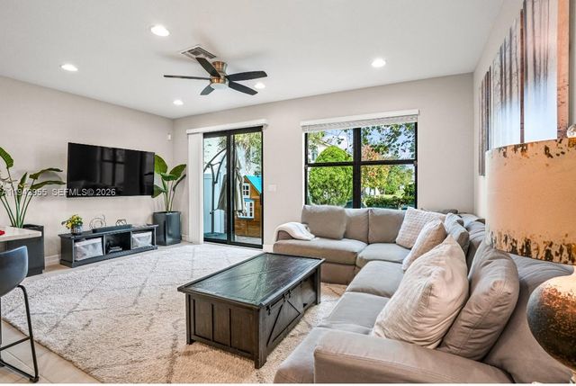 10103 Akenside Dr, Boca Raton, FL 33428