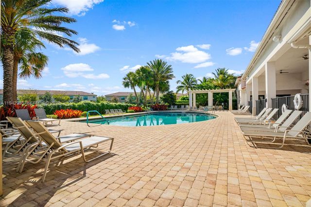 10103 Akenside Dr, Boca Raton, FL 33428