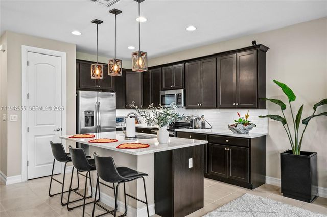 10103 Akenside Dr, Boca Raton, FL 33428