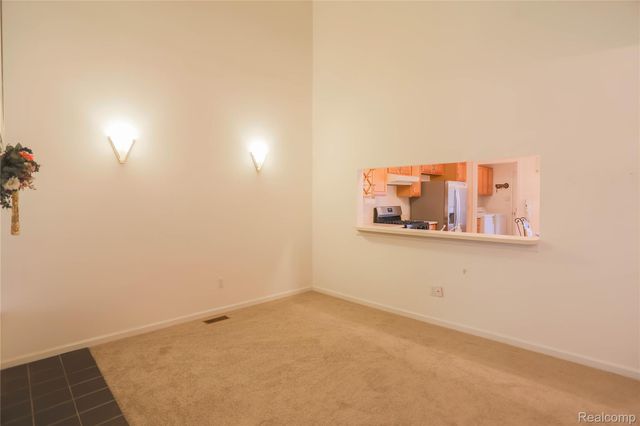 16768 Pearlcreek Court N, Macomb Township, MI 48042