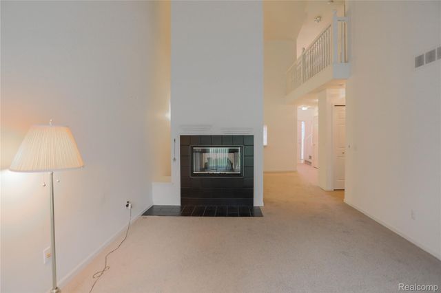 16768 Pearlcreek Court N, Macomb Township, MI 48042