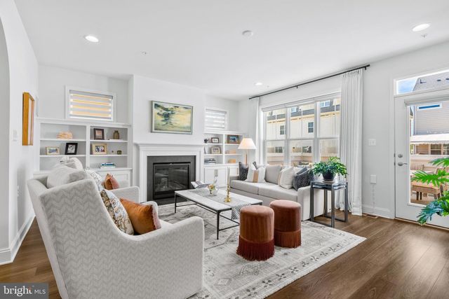 962 HOLDEN RD, Frederick, MD 21701