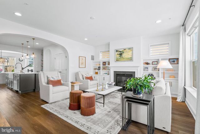 962 HOLDEN RD, Frederick, MD 21701