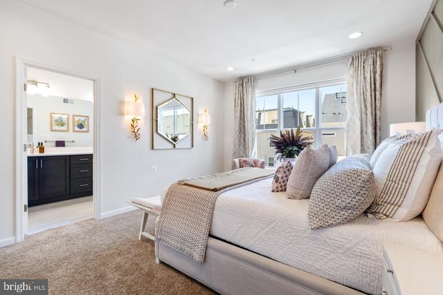 962 HOLDEN RD, Frederick, MD 21701