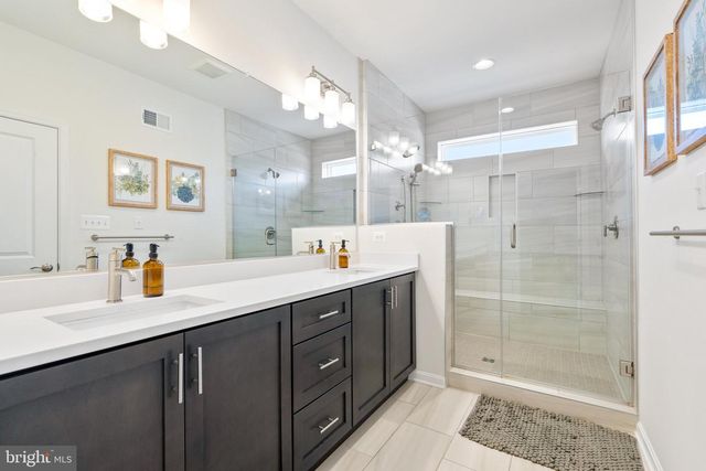962 HOLDEN RD, Frederick, MD 21701