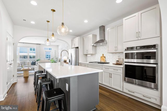 962 HOLDEN RD, Frederick, MD 21701