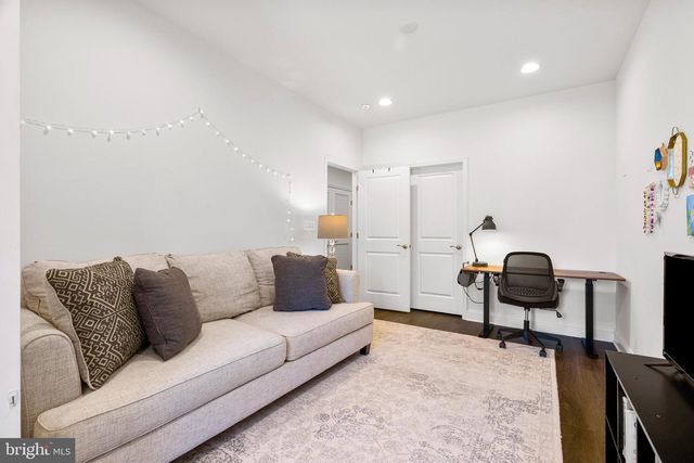 962 HOLDEN RD, Frederick, MD 21701