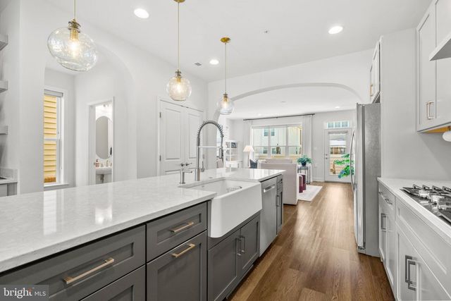 962 HOLDEN RD, Frederick, MD 21701