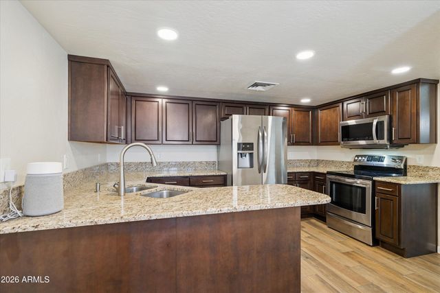 15020 N 40TH Street 37, Phoenix, AZ 85032
