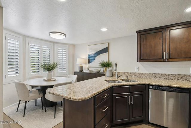 15020 N 40TH Street 37, Phoenix, AZ 85032