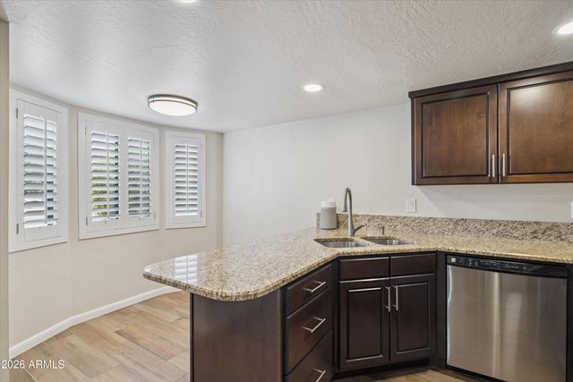 15020 N 40TH Street 37, Phoenix, AZ 85032