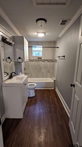 2009 W Shaw St, Tyler, TX 75701