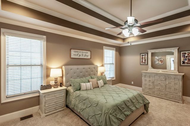 120 Spy Glass Way, Hendersonville, TN 37075