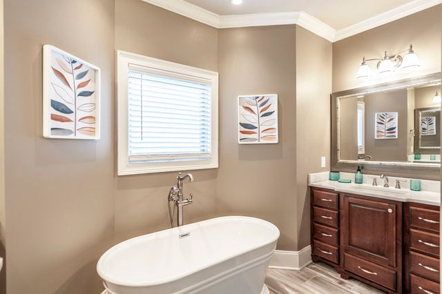 120 Spy Glass Way, Hendersonville, TN 37075