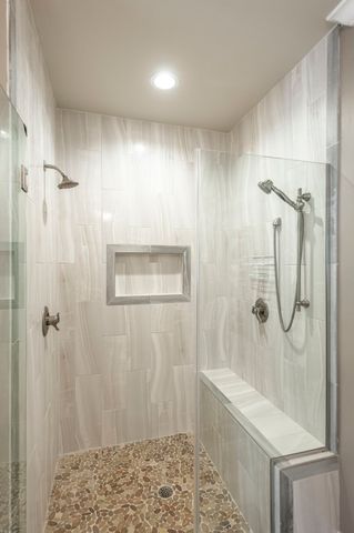 120 Spy Glass Way, Hendersonville, TN 37075