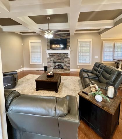 120 Spy Glass Way, Hendersonville, TN 37075