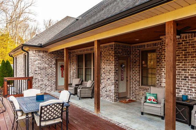 120 Spy Glass Way, Hendersonville, TN 37075