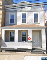 101 F 1st Floor, Bayonne, NJ 07002