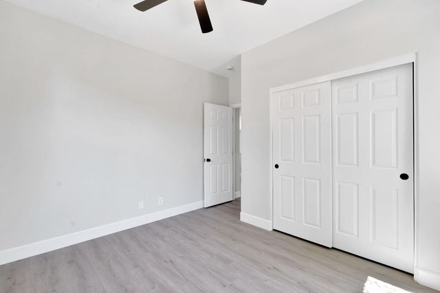 2090 N Delbert Avenue, Fresno, CA 93722