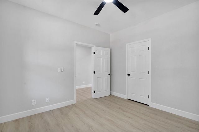 2090 N Delbert Avenue, Fresno, CA 93722