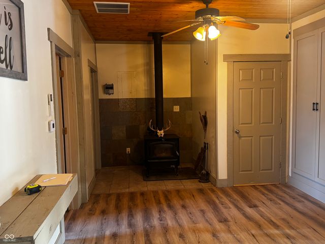 7605 Oak Street, Poland, IN 47868