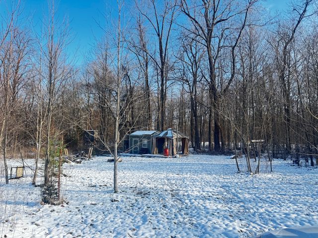 7605 Oak Street, Poland, IN 47868