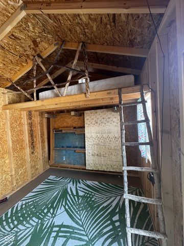 7605 Oak Street, Poland, IN 47868