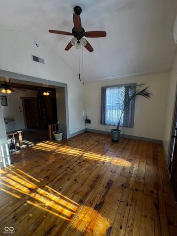 7605 Oak Street, Poland, IN 47868