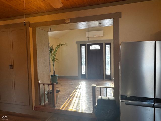 7605 Oak Street, Poland, IN 47868