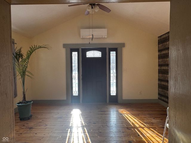 7605 Oak Street, Poland, IN 47868