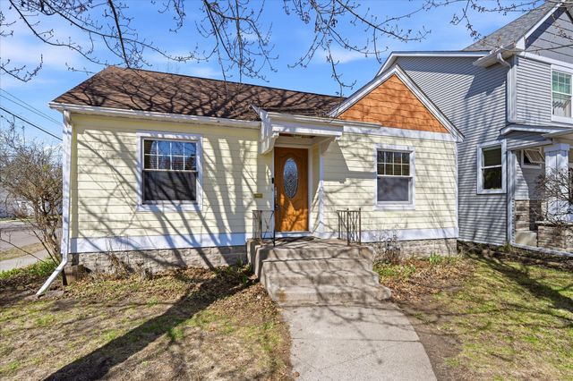 3901 Quail Avenue N, Robbinsdale, MN 55422