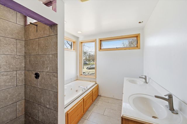 3901 Quail Avenue N, Robbinsdale, MN 55422
