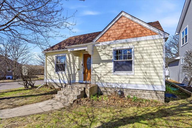 3901 Quail Avenue N, Robbinsdale, MN 55422
