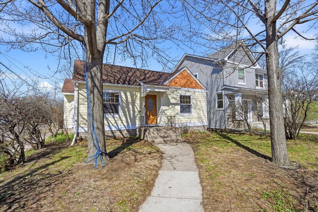 3901 Quail Avenue N, Robbinsdale, MN 55422