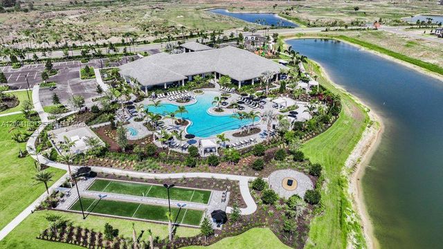 9918 SW Davanti Drive, Port St. Lucie, FL 34987