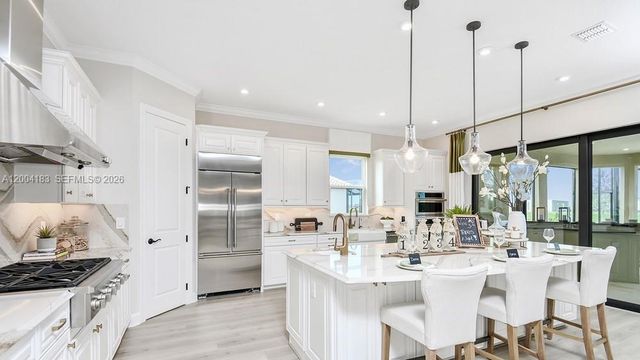 9918 SW Davanti Drive, Port St. Lucie, FL 34987